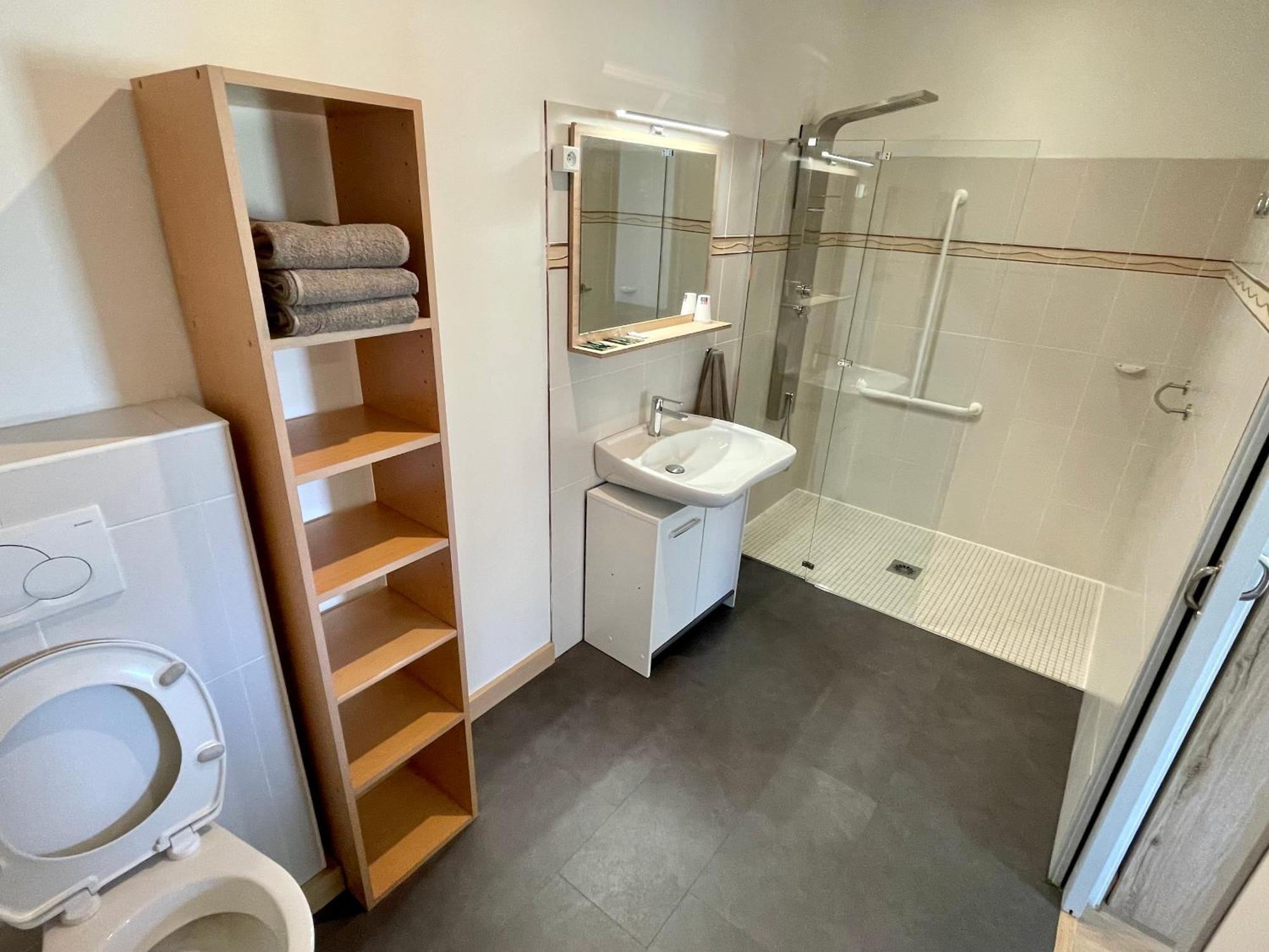 Chambres Zazpiak Saint-Jean-Pied-de-Port Habitación foto